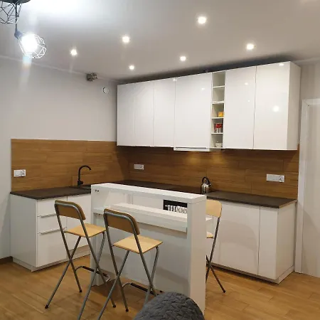 Maly W Zieleni Blisko Jeziora Appartement *